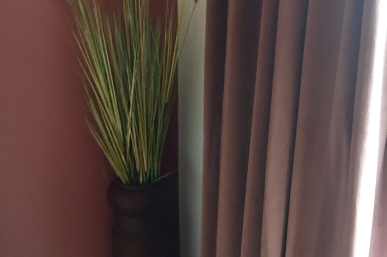 rideau rose phonique